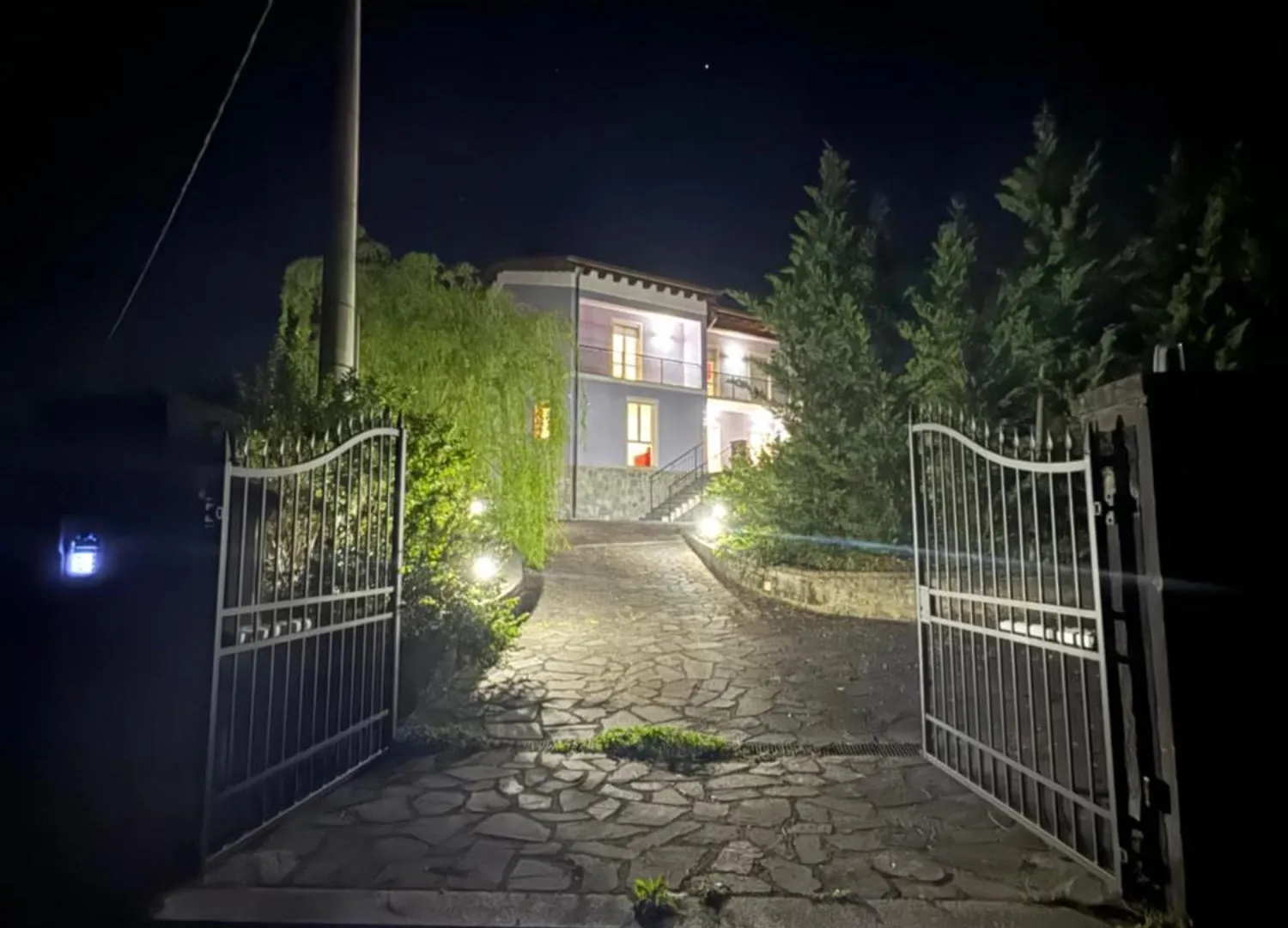 Villa Lilla 1 contacts